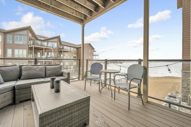 Lake Condo For Sale in Arnolds Park, Iowa