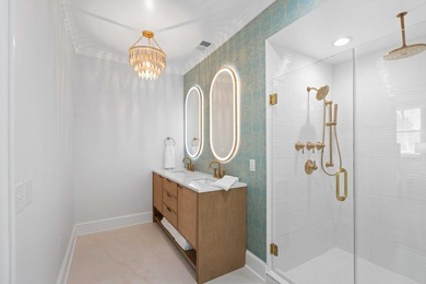 Incredible opportunity to own a beautifully renovated Sullivan's - photo 14