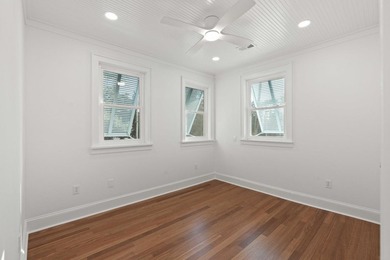 Incredible opportunity to own a beautifully renovated Sullivan's - photo 16