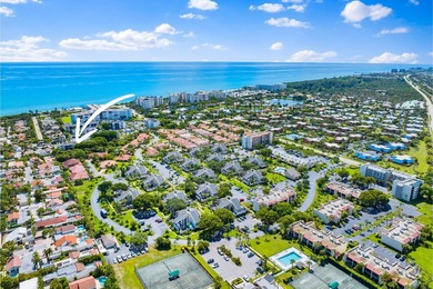 (private lake, pond, coastal) Condo Sale Pending in Jupiter Florida