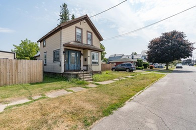 St. Lawrence River - St. Lawrence County Home For Sale in Ogdensburg New York