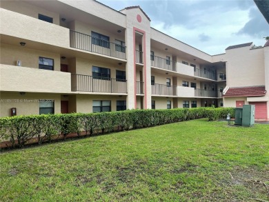 Lake Condo For Sale in Miramar, Florida