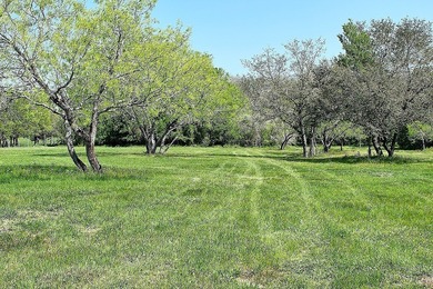 Lake Acreage For Sale in Weimar, Texas