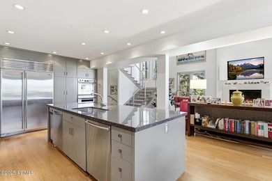 Rarely available in Upper Deer Valley, this exceptional - photo 19
