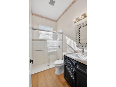 NEW ROOF 2025, RENOVATED KITCHEN 2026 WITH QUARTZSITE COUNTER - photo 39