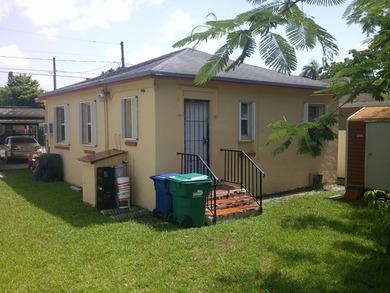 Welcome to Liberty City, 2-bedroom, 1-bathroom single-family - photo 3