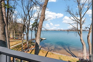 Lake Norman Condo For Sale in Davidson North Carolina