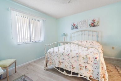 901 Seafarer Cir 306 - photo 6