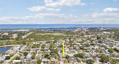 Welcome to 19049 SE Robert Drive. This charming Jupiter home - photo 40