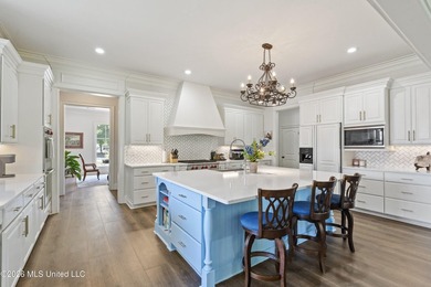 Straight out of a magazine! This beautiful executive estate in - photo 10
