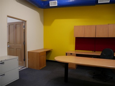 Beautiful Commercial Property that is just right for a live/work