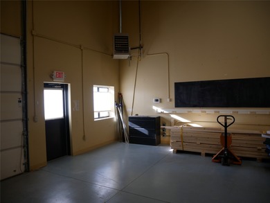 Beautiful Commercial Property that is just right for a live/work