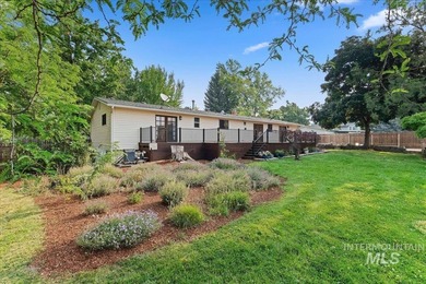 Solar powered, mid-century charmer has more to offer than - photo 31