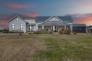 Lake Fayette Home For Sale in Fayetteville Texas