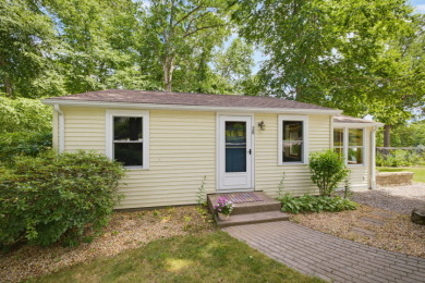 Lake Living at its Finest - photo 1
