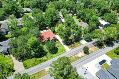 Large cleared lot, partially fenced in a beautiful area in - photo 9