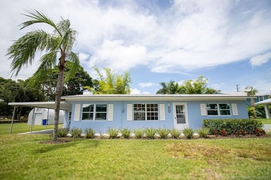 St. Lucie River Home For Sale in Palm City Florida