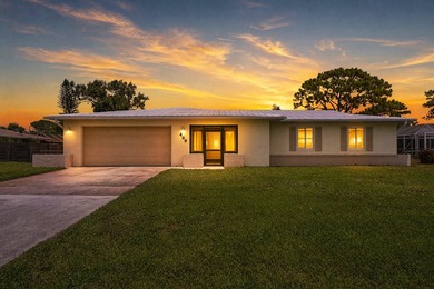 St. Lucie River Home For Sale in Port Saint Lucie Florida