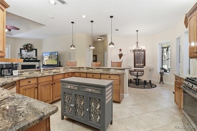 Beautifully maintained and tastefully decorated Black Diamond - photo 8