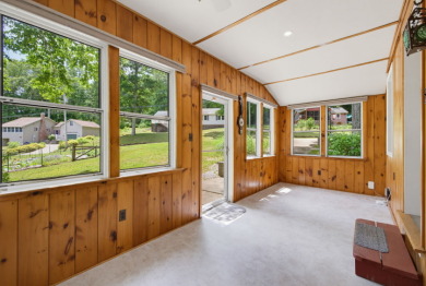 Lake Living at its Finest - photo 16