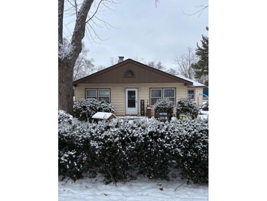 Chain O Lakes - Lake Catherine Home Active Under Contract in Antioch Illinois