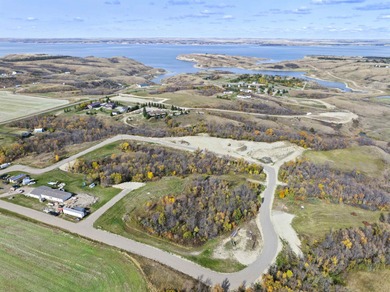 Situated near Hazen Bay Recreational Park and the serene shores - photo 4
