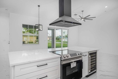 Stunning Move-In Ready New Construction on an Incredible Lot! - photo 5