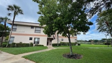 (private lake, pond, creek) Condo For Sale in Coconut Creek Florida