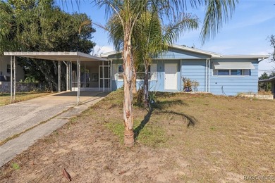 Adorable and well-maintained 2-bedroom, 1-bath home situated on - photo 1
