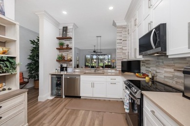 This is a TOTALLY UPDATED absolutely lovely VILLA in Monarch - photo 15