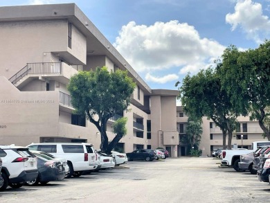 (private lake, pond, creek) Condo For Sale in Miami Florida