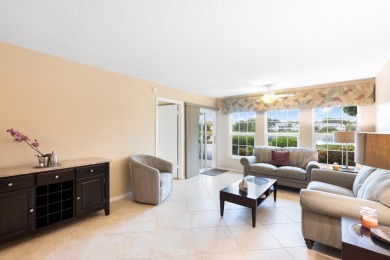 Lake Condo For Sale in Naples, Florida