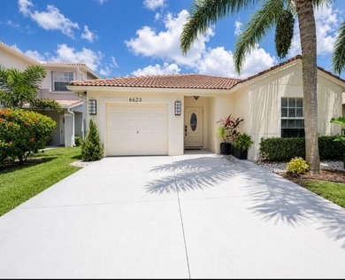 Welcome to this move-in-ready 3-bedroom, 2-bath home offering 1 - photo 1