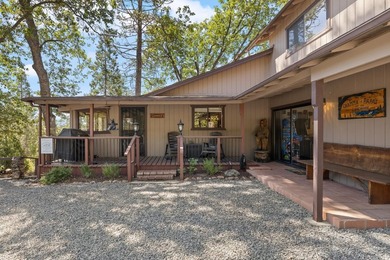 Opportunity awaits! This classic Bass Lake cabin offers the - photo 2