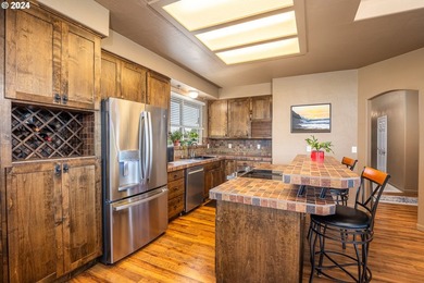 Wake up to sweeping views of the Pacific Ocean, Siuslaw River - photo 12