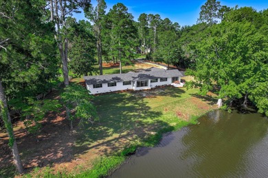 Waynesboro Pond Home For Sale in Waynesboro Georgia