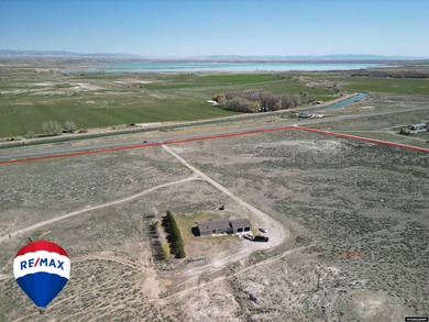 (private lake, pond, creek) Home For Sale in Riverton Wyoming