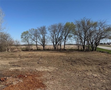 Odessa Reservoir Lot Sale Pending in Odessa Missouri