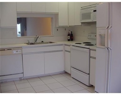 Located on a private canal lot,this neutral & clean 2/2 ground - photo 3