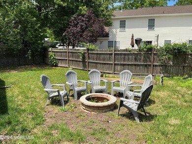 Great ranch in lake community 2 miles from parkway. Spacious Eat - photo 12