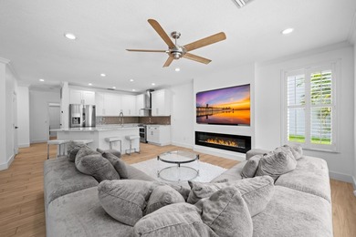 Welcome to the gated community of Canyon Lakes! This beautifully - photo 13