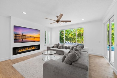 Welcome to the gated community of Canyon Lakes! This beautifully - photo 14