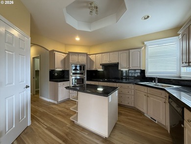 Absolutely fabulous elegant custom home completely rebuilt five - photo 16