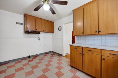 Long-term owner for over 56 years! This charming home is ideally - photo 26