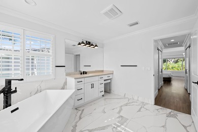 Welcome to the gated community of Canyon Lakes! This beautifully - photo 27
