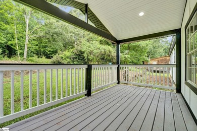 TURNKEY. FURNISHED. DOCK IN THE WATER. 125 FEET OF LAKE - photo 32