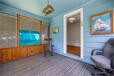 Long-term owner for over 56 years! This charming home is ideally - photo 33