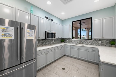 Welcome to the gated community of Canyon Lakes! This beautifully - photo 45