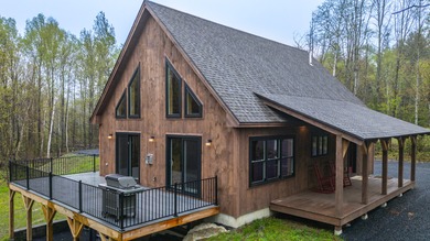 Newly constructed 4-bedroom (3BR septic)/ 2.5-bathroom chalet