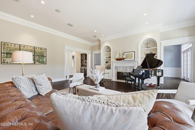 Welcome to this extraordinary single-level brick estate where - photo 16